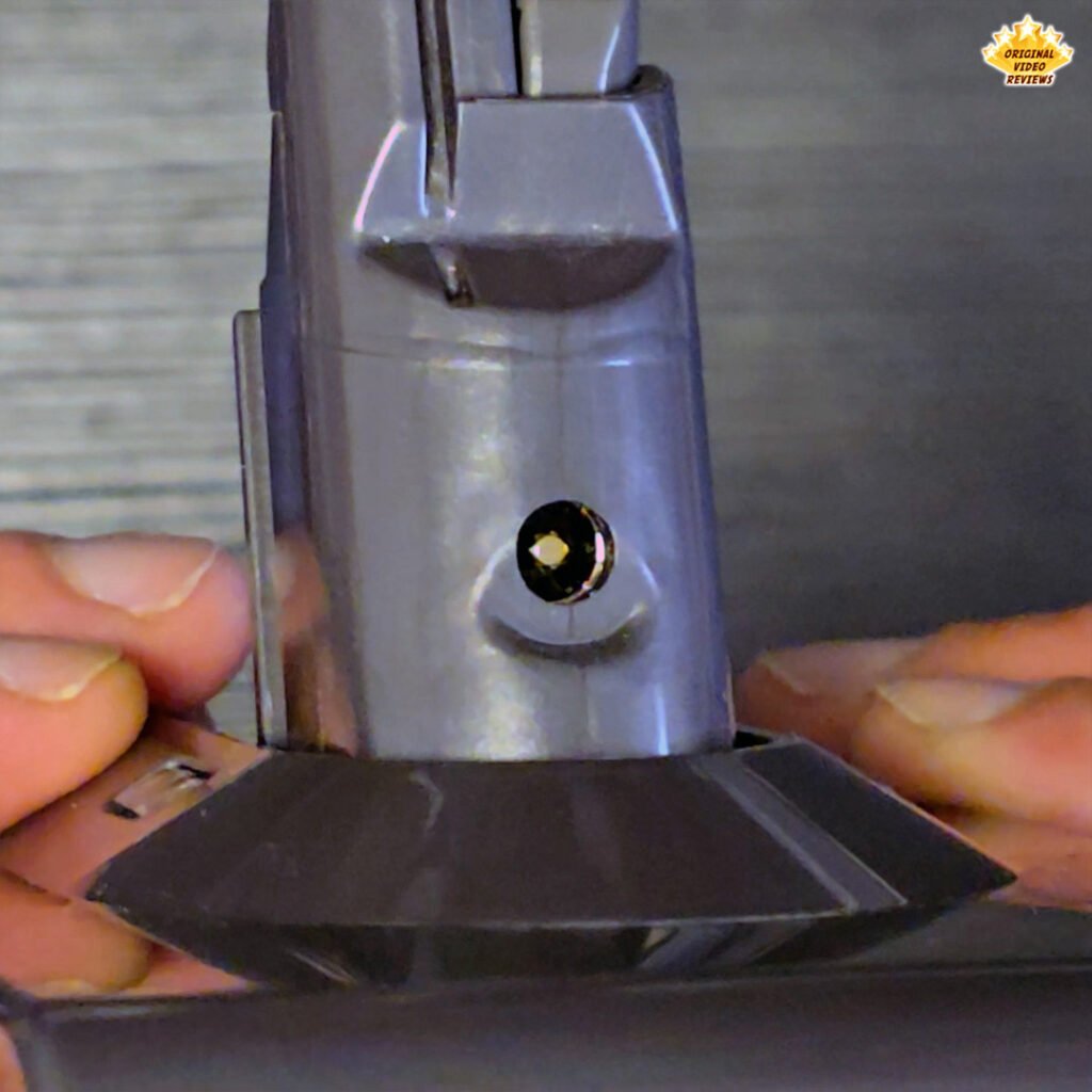 Dyson V8 battery replacement – photo #08