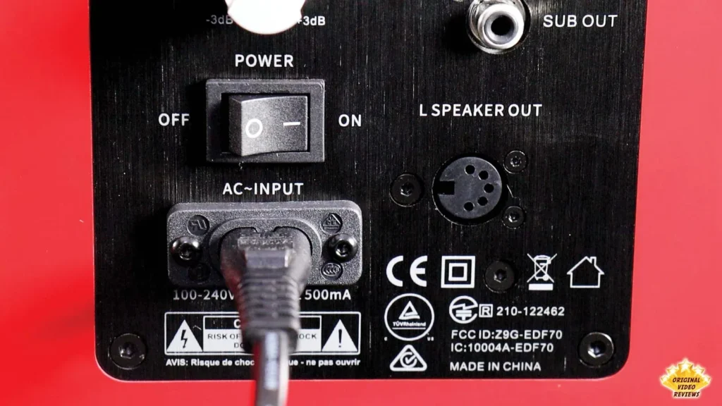 Rear panel of the AIRPULSE A100 with the power switch, AC input and speaker output